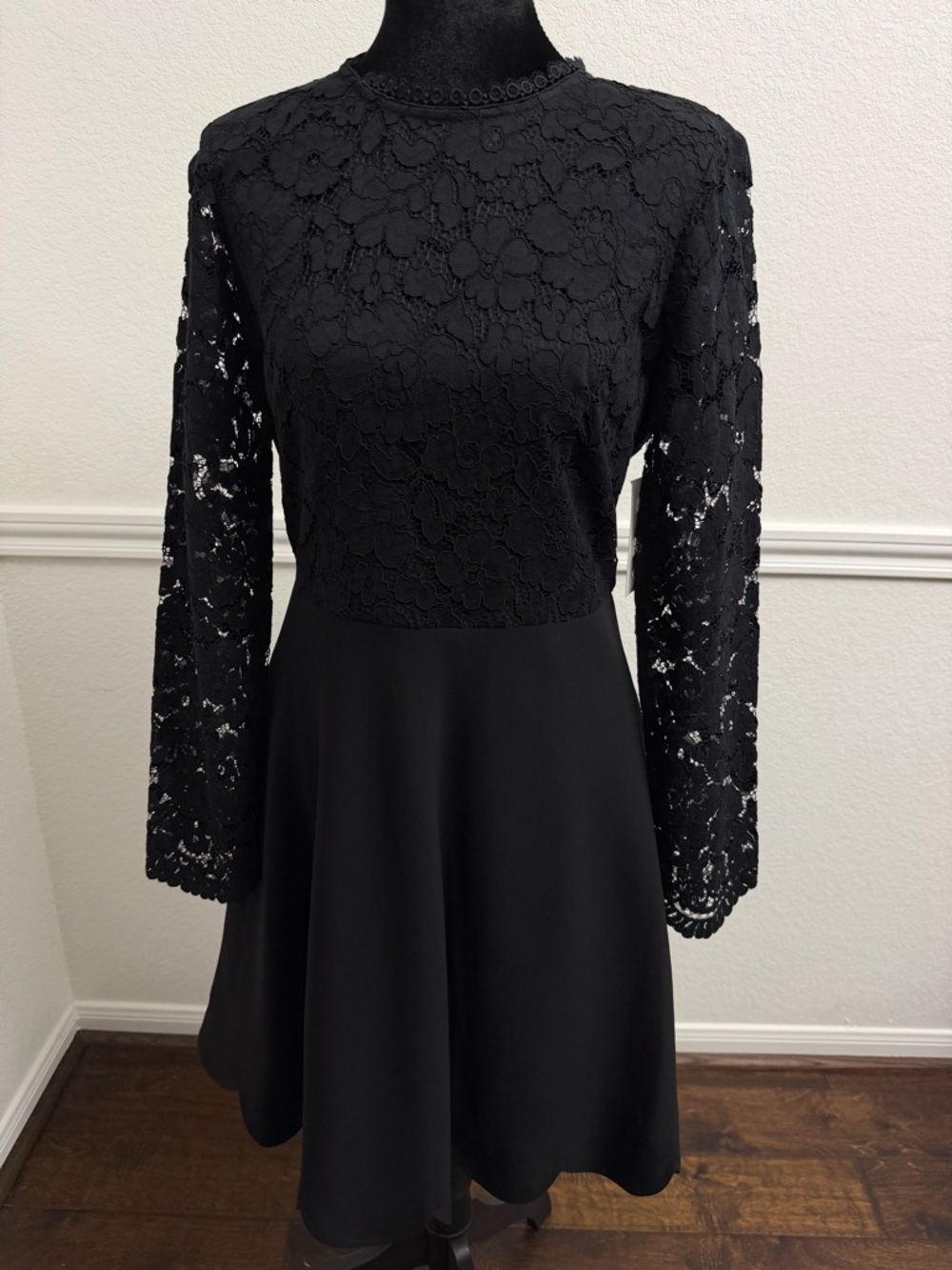 Shoshanna Black Lace Long-Sleeve Fit-and-Flare Dress